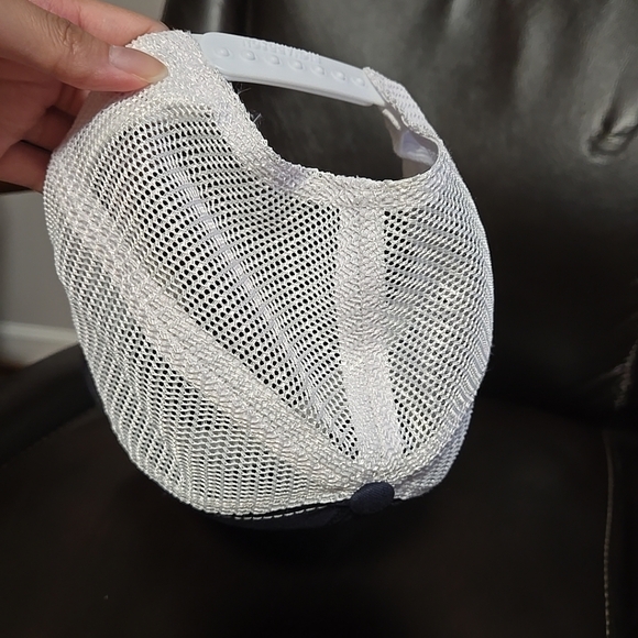 AUDI Cap Unisex Trucker Hat - Picture 2 of 3